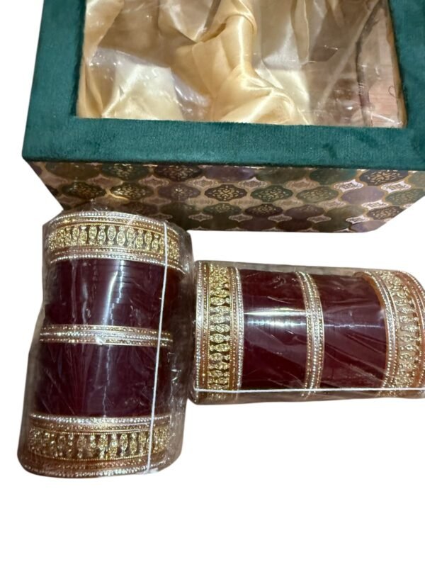 Mehndi Glow Chuda (Size 2.4)