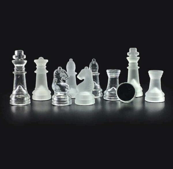 Fine crystal chess board  with mirror surface - Image 4