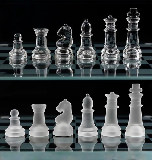 Fine crystal chess board  with mirror surface - Image 5